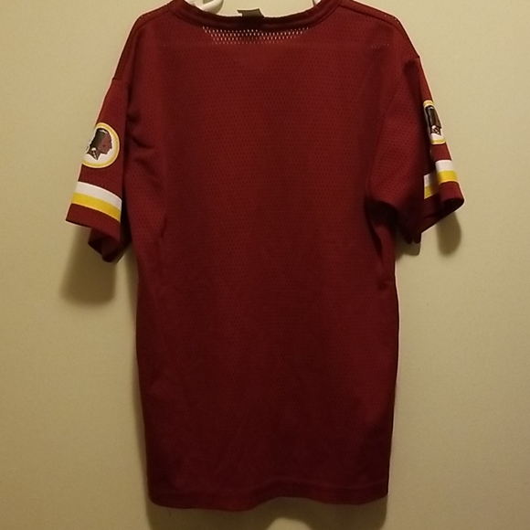 Redskins 🏈 shirts (boy-8) - Picture 5 of 5